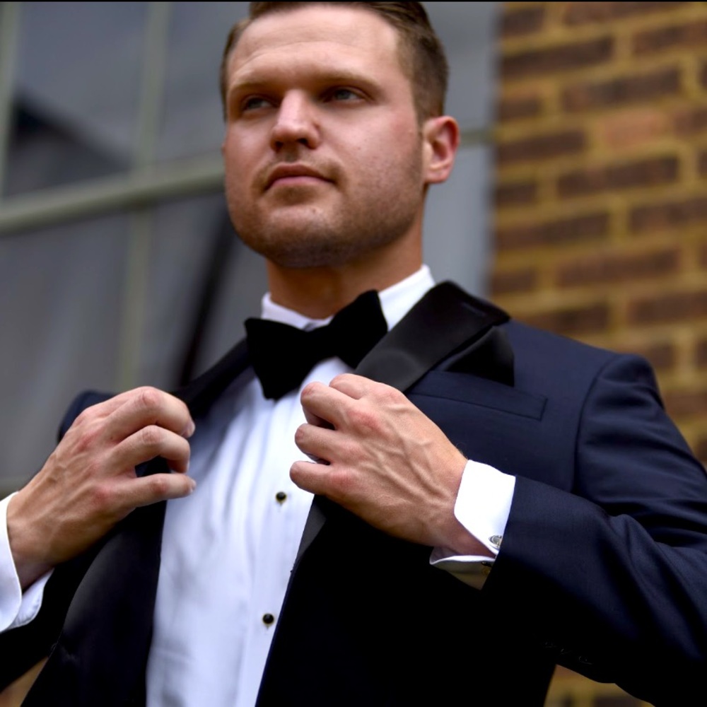 Meet your Posher, Christian